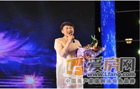 凯丽
